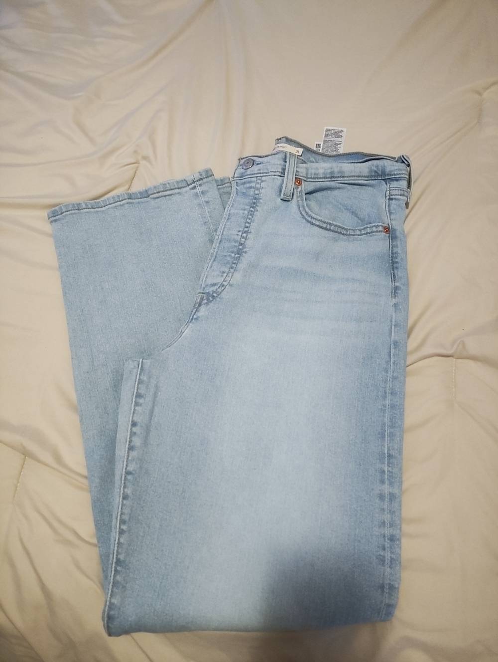 Levi's Ribcage Straight - Picture 6 of 6